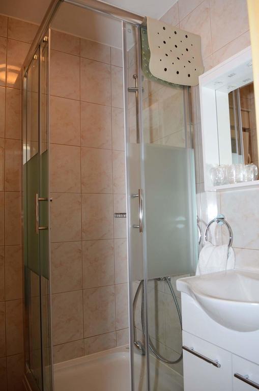 Apartments Villa Split Крапинске-Топлице Экстерьер фото