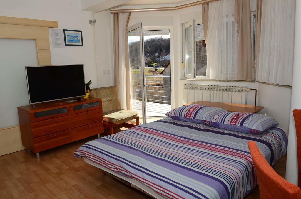 Apartments Villa Split Крапинске-Топлице Экстерьер фото